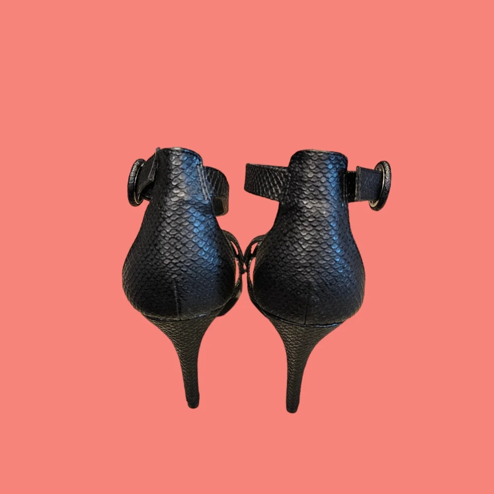 Just Fab Lacy Black Stilletto High Heel‎ Sandals. Size 7.